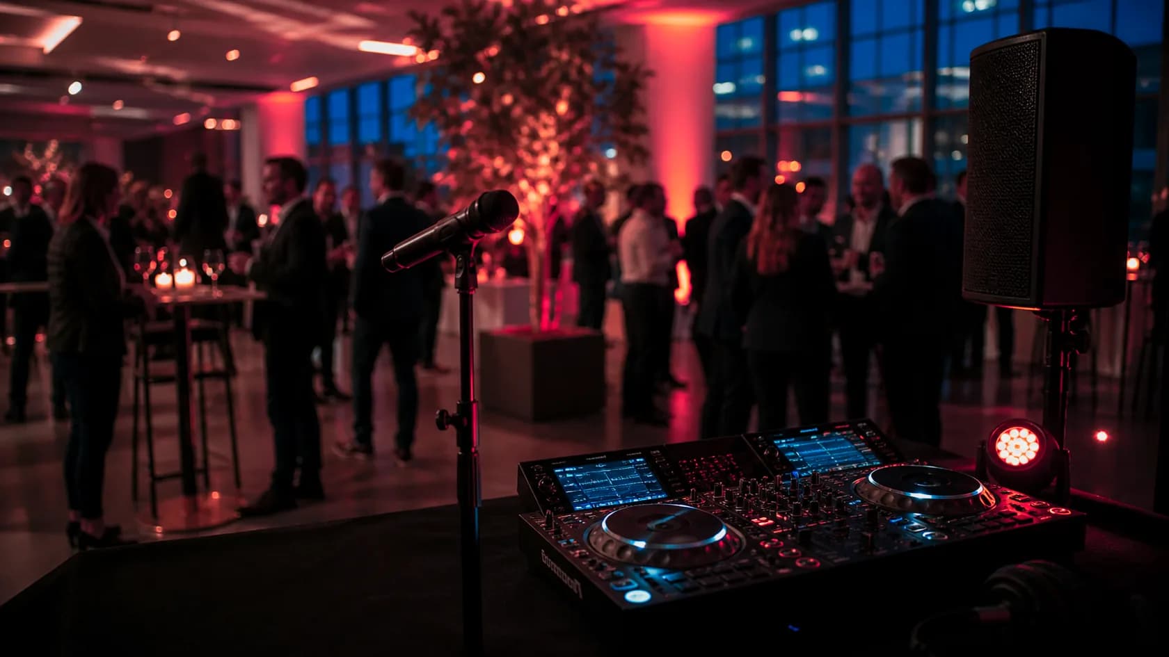 DJ Bern für Firmenfeier professionelle Musik für Business-Events mit DJ Setup und Eventstimmung